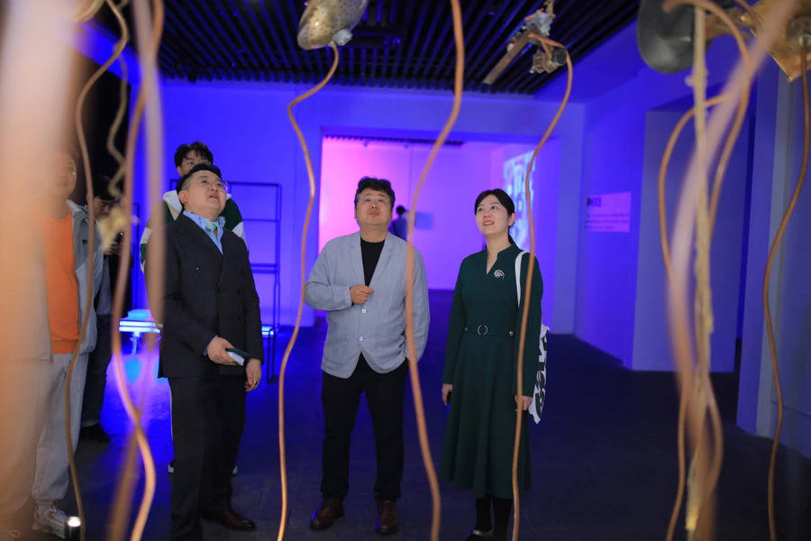 人工智能如何介入当代IM电竞 IM电竞平台艺术？AI超感界：混合媒介与人工智能艺术融合展展出(图4)